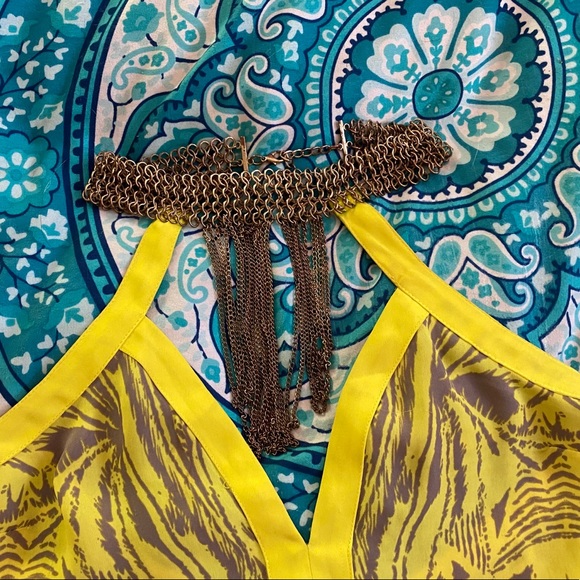 COPY - yellow Bebe top - Picture 3 of 6